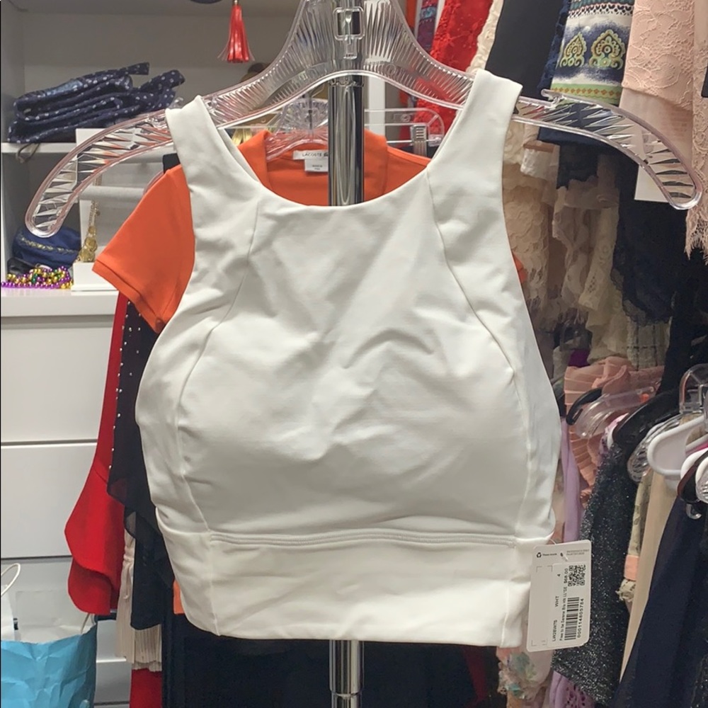 Lululemon Free to be Serene Bra